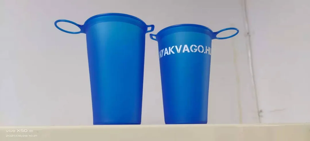 Idea Reklám referencia: Ruházat, textiláru - Szilikon Pohár Nyakvágó 1 szín