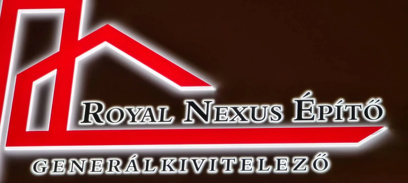 Idea Reklám referencia: Táblák, cégérek - Világító táblák plexi előlappal