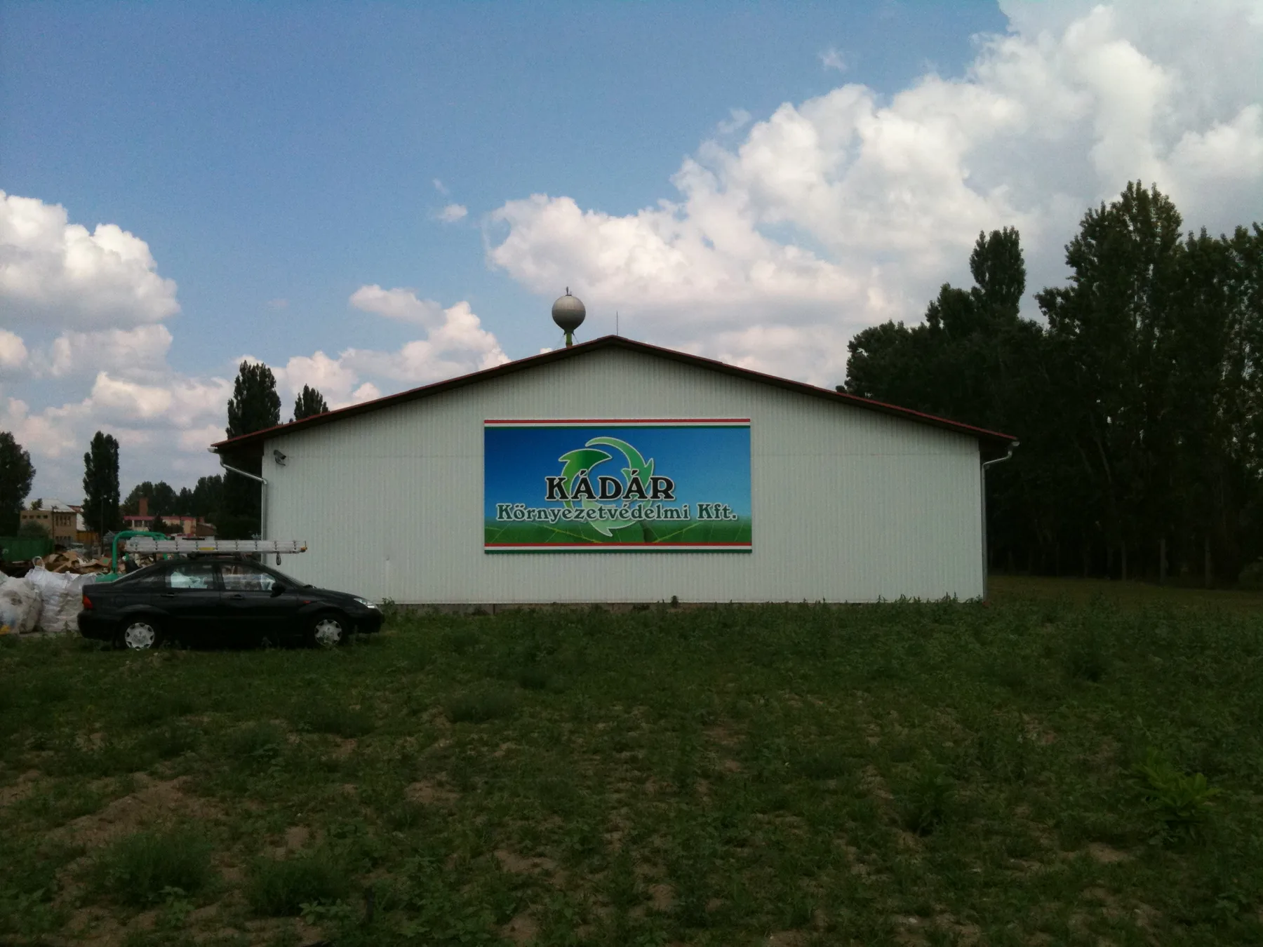 Idea Reklám referencia: Táblák, cégérek - KÁDÁR 6x3m reklámtábla