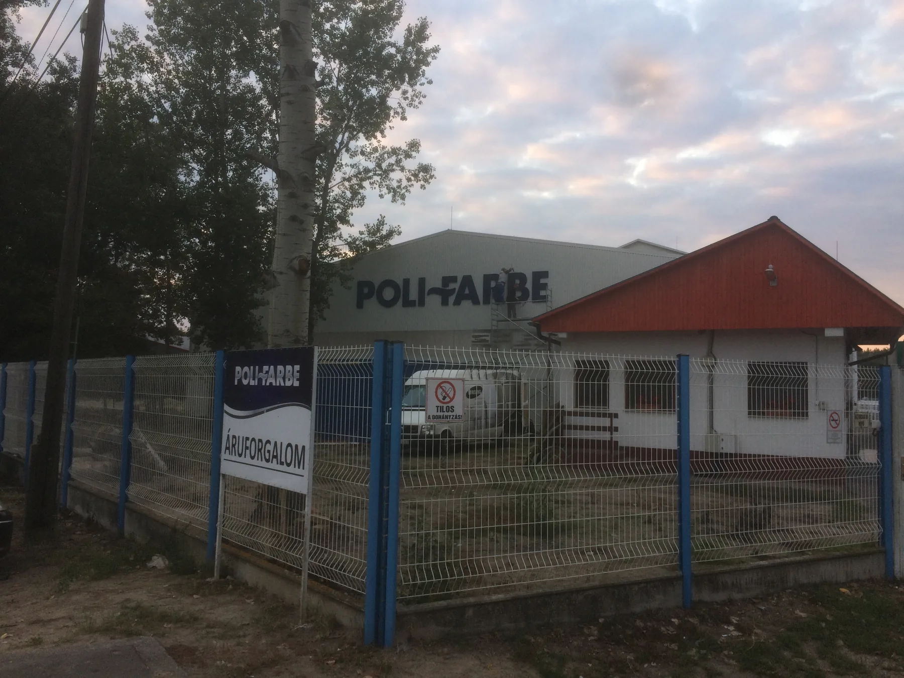 Idea Reklám referencia: Táblák, cégérek - POLIFARBE 3D Styrol felirat