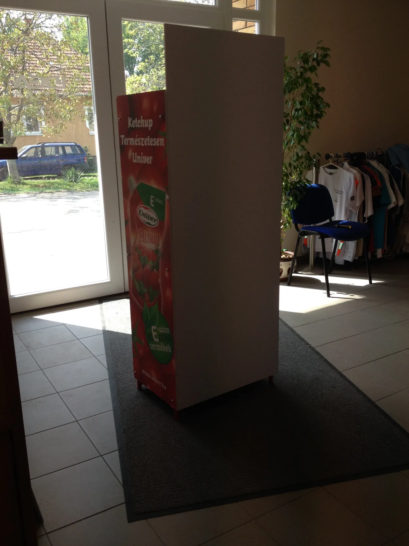 Idea Reklám referencia: Üzlethelyiség reklámok - Bolti - Instore POP - Eszközök - Reklámhordozók