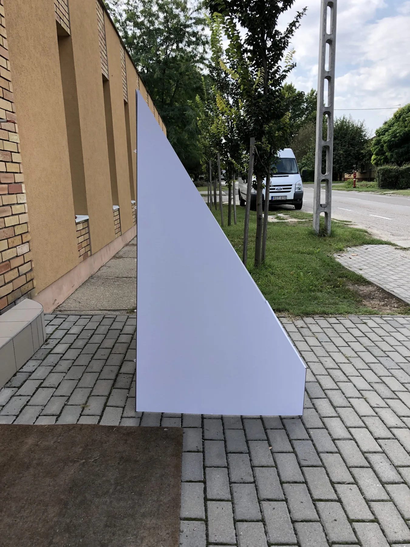 Idea Reklám referencia: Üzlethelyiség reklámok - POLIFARBE Raklap display