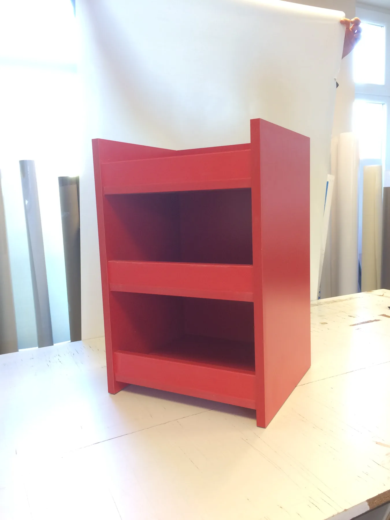 Idea Reklám referencia: Üzlethelyiség reklámok - UNIVER Kis FaDisplay